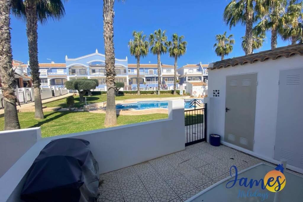 Laguna Townhouse Overlooking Communal Pool Lom01 Сиудад Кесада Екстериор снимка