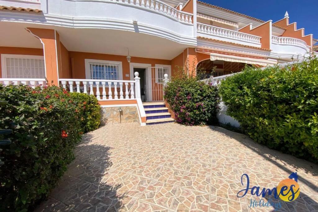 Laguna Townhouse Overlooking Communal Pool Lom01 Сиудад Кесада Екстериор снимка