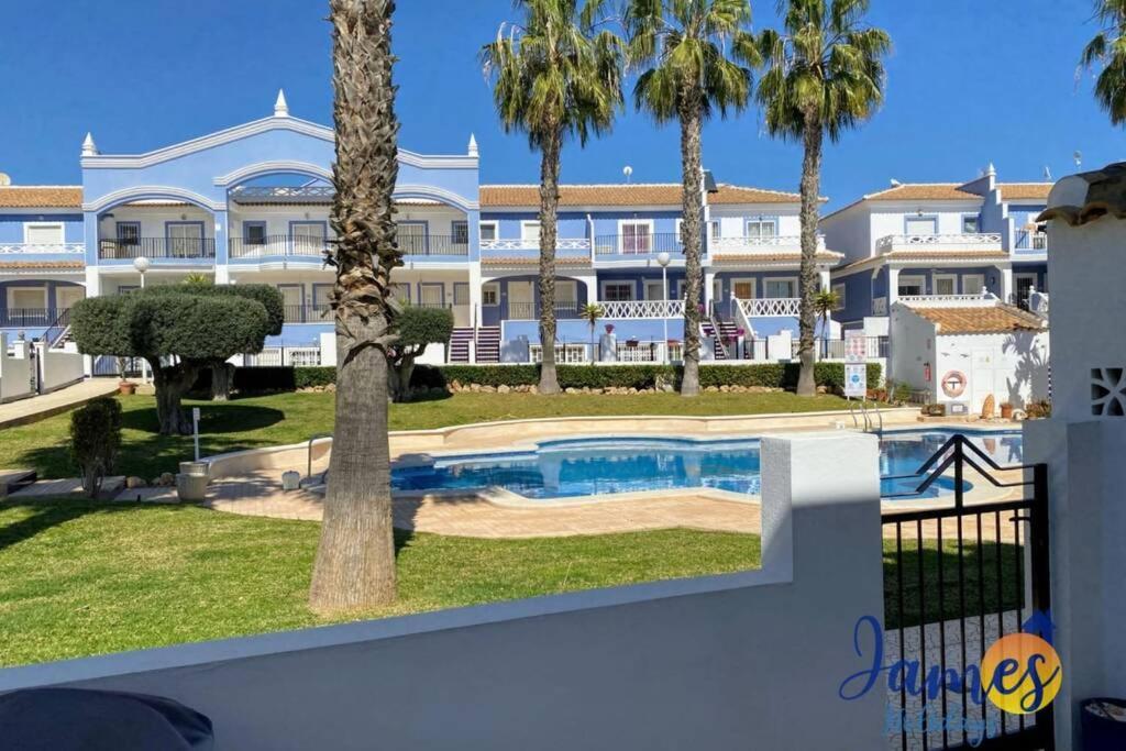 Laguna Townhouse Overlooking Communal Pool Lom01 Сиудад Кесада Екстериор снимка